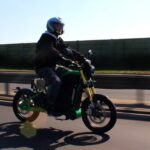 Auch auf der Autobahn unterwegs: Das Elektromotorrad eROCKIT.