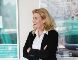 Bettina Jacobi ist seit 2017 Geschäftsführerin der QTE Training GmbH mit Sitz in Kassel