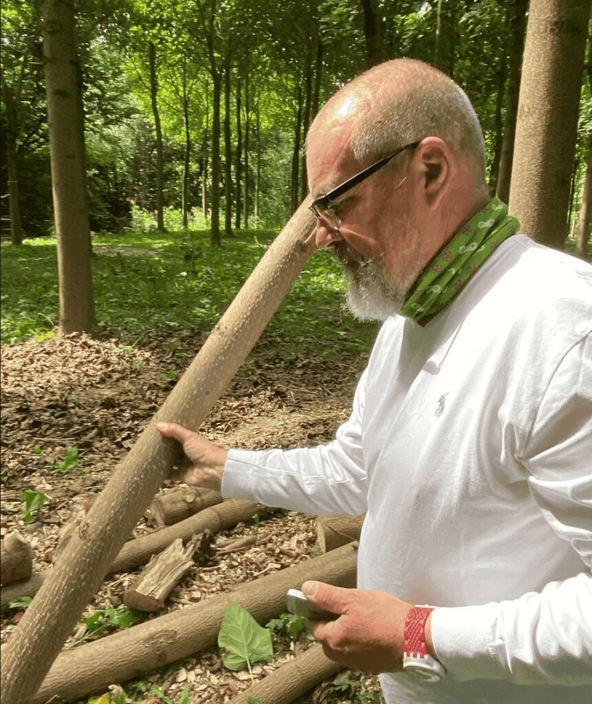 Wolfgang Goese - treeme - Baumfairmögen: edles Holz für edle Gitarren