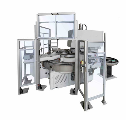 Die neue Single Precision FLP 2200 ist eine leistungsstarke Optikpoliermaschine. (Bildquelle: @FLP Microfinishing)