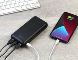 revolt Powerbank PB-195 mit 20.000 mAh