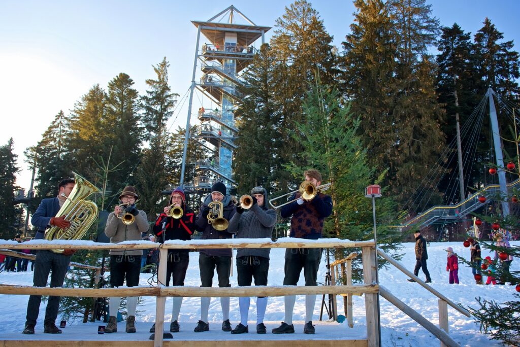 Am 25. November 2022 startet der skywalk allgäu sein Eventprogramm "Zauberhafter Winterwald".