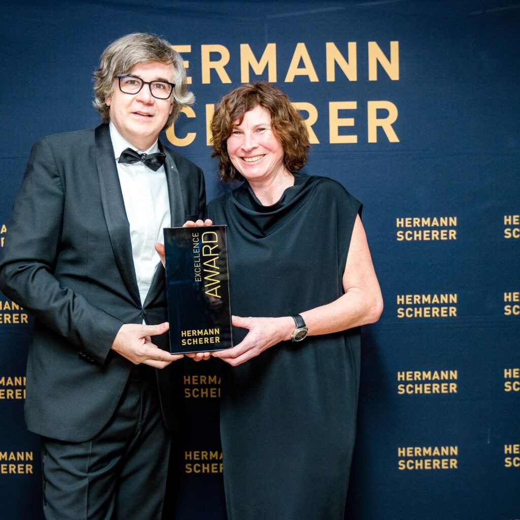 Hermann Scherer und Christine Fiedler bei der Preisübergabe