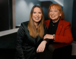 Sonja Heinrich und Ingrid Hofmann (I. K. Hofmann GmbH)