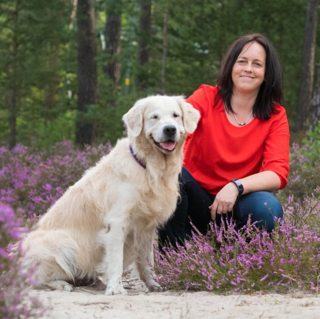 Hundeexpertin Jessica Gömmel erklärt