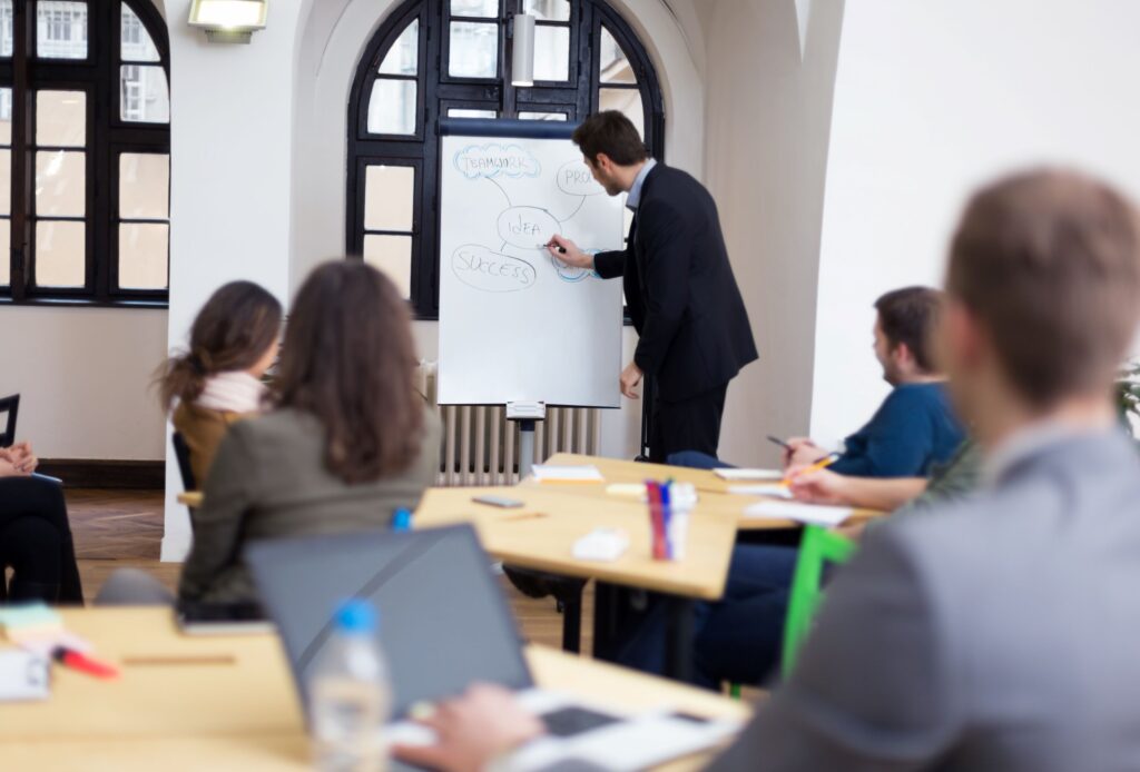 Bundesweite Inhouse-Seminare zum Personalvertretungsrecht.