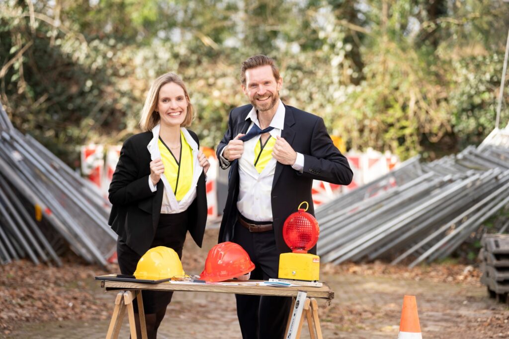 Daniel Bublitz und Annika Hanke von der KMR Verkehrstechnik (Die Bildrechte liegen bei dem Verfasser der Mitteilung.)