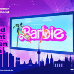 Ein Land sieht einen Film: Zahlreiche Open Air-Kinos zeigen am 1. und 2.8.2024 den Film "Barbie" (Die Bildrechte liegen bei dem Verfasser der Mitteilung.)