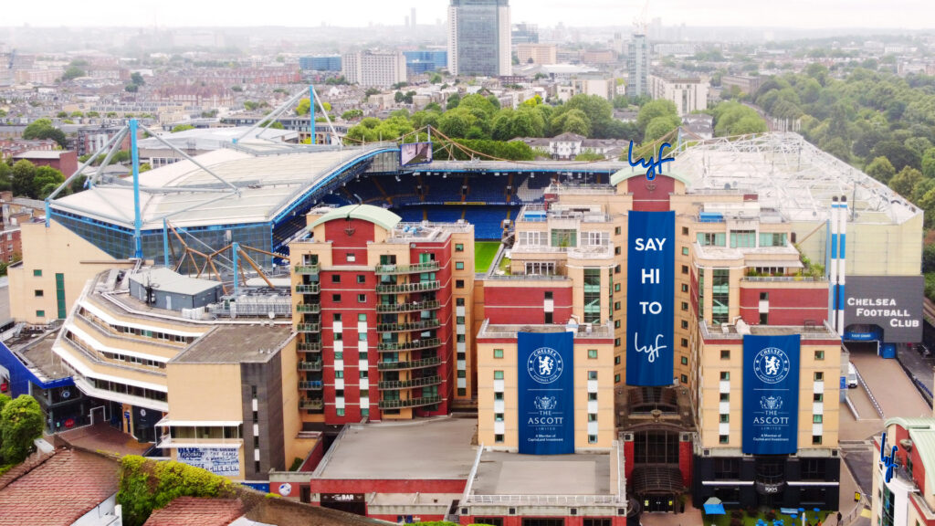 Das Stadionhotel des FC Chelsea wird zum lyf Stamford Bridge. (Die Bildrechte liegen bei dem Verfasser der Mitteilung.)