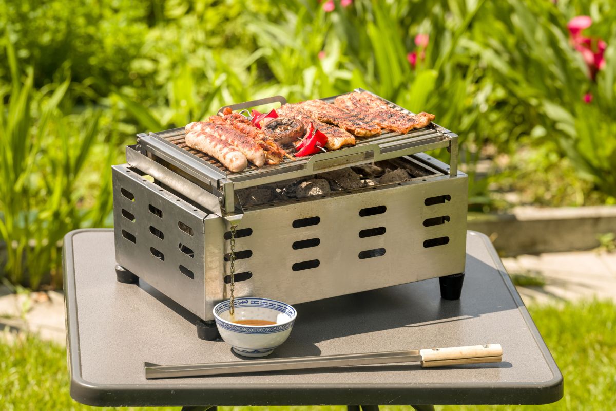 Dr. Zhangs GreenBBQ revolutioniert das Grillen mit patentierter 3-Stab-Technologie (© Dr. Zhang)