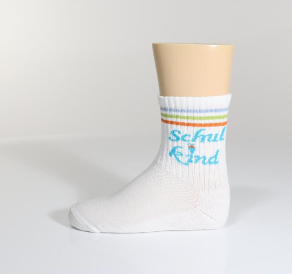 Schulkind Socke blau (c) sockenshoppen.de