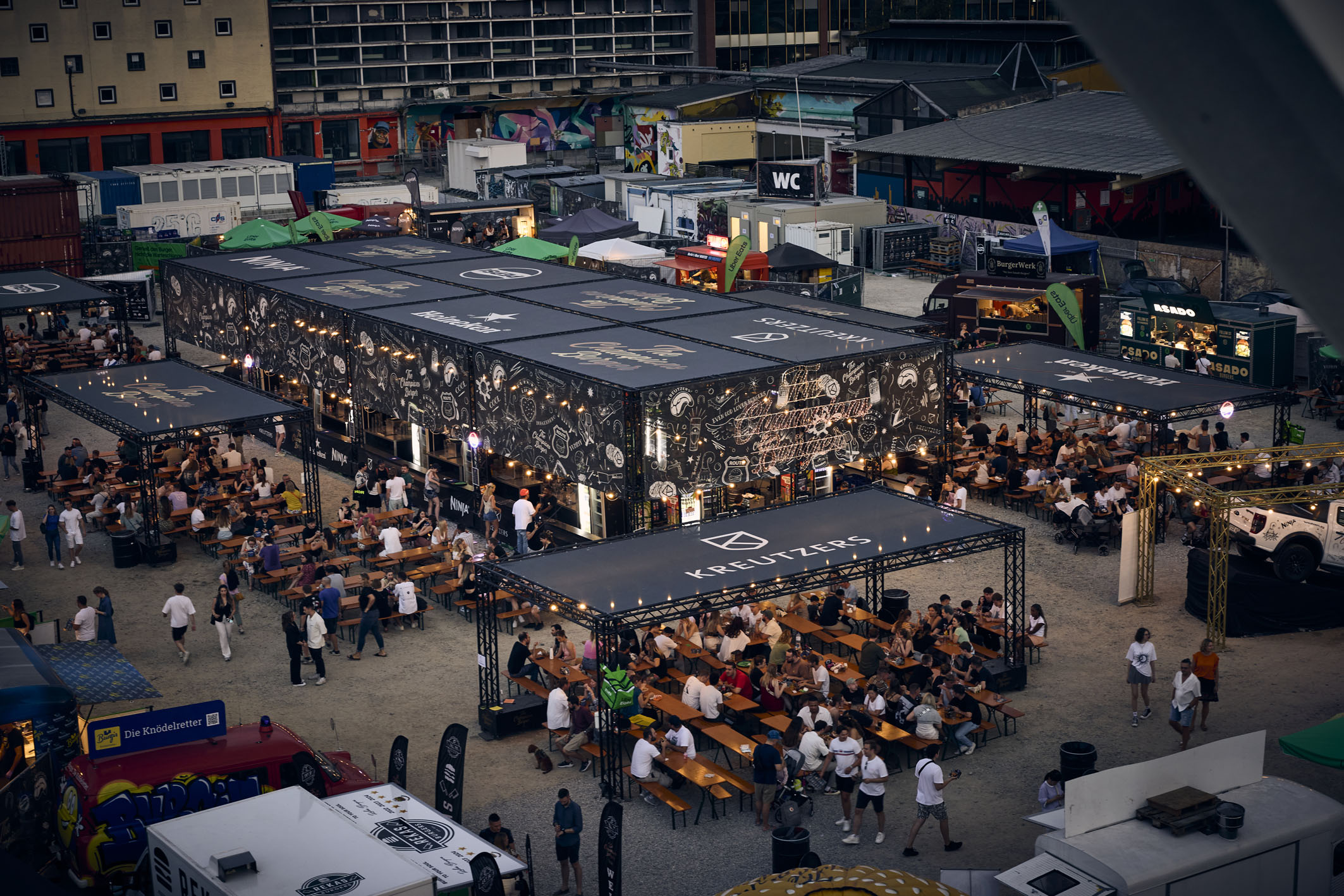 Großer Andrang in der Auftaktwoche vom „The Champions Burger“-Finale in MuÌnchen. (Die Bildrechte liegen bei dem Verfasser der Mitteilung.)