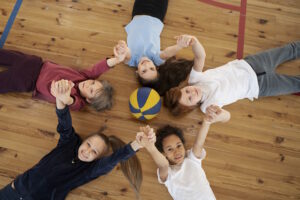 Spaß an der Bewegung für eine gesunde Entwicklung von Kindern. (Die Bildrechte liegen bei dem Verfasser der Mitteilung.)