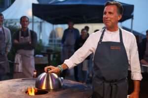 Privatkoch und Grillmeister Dietmar Schug beim Grillkurs "Meat and Greet" in Köln (Die Bildrechte liegen bei dem Verfasser der Mitteilung.)