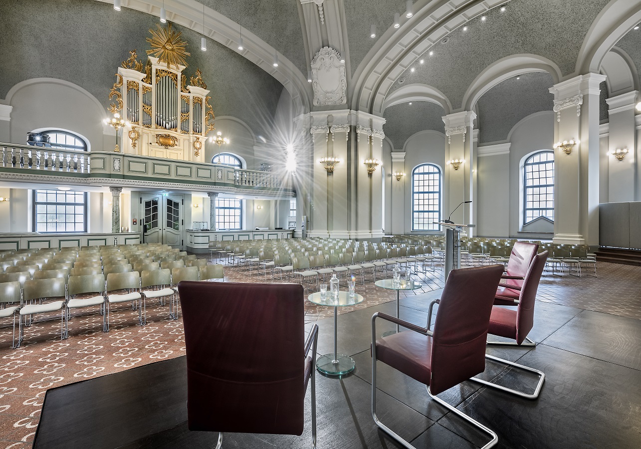 Berliner Eventlocation Französischer Dom (© BESONDERE ORTE Umweltforum Berlin GmbH)